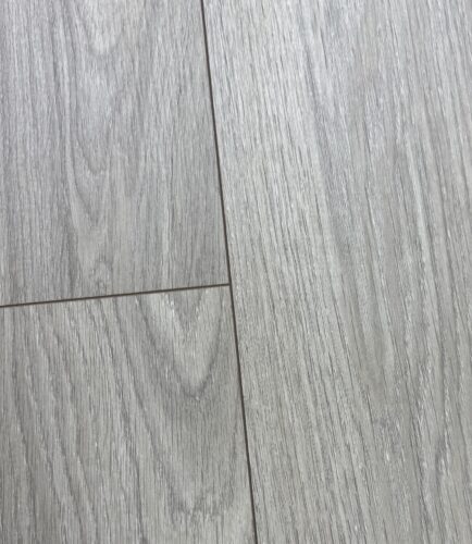 Ламинат ClixFloor Plus Дуб серый серебристый СХР085-2