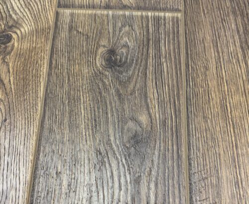 Ламинат ESTETICA Tarkett Дуб натур коричневый 5031