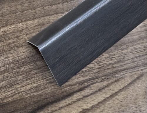 Уголок ПВХ Венге темный