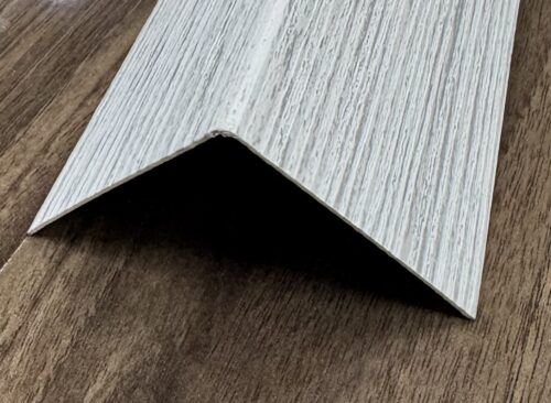 Уголок ПВХ Шимо светлый 50х50